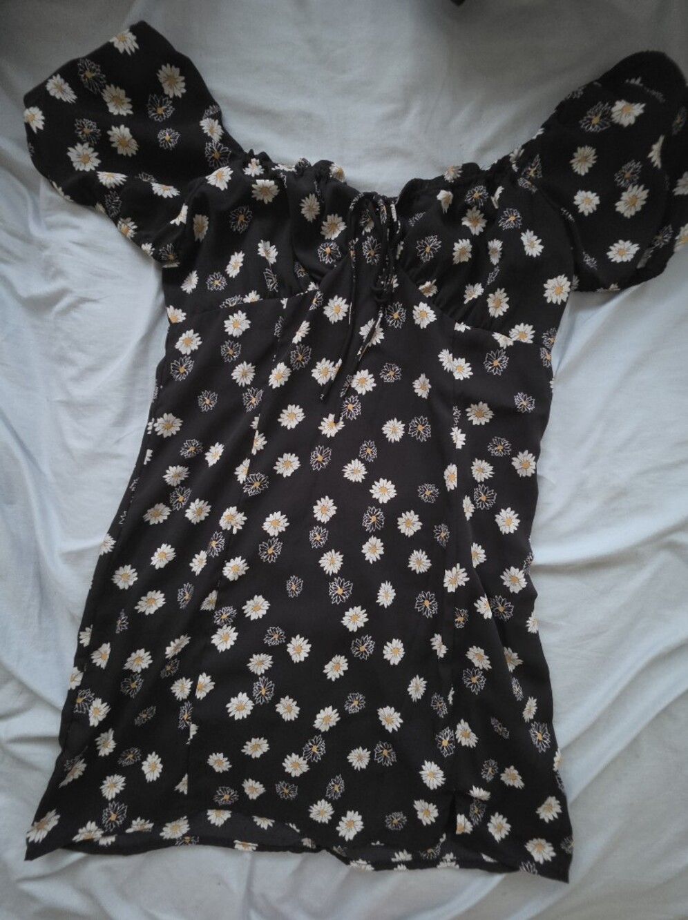 bp Black Midi Skirt with White and Yellow Daisy Print